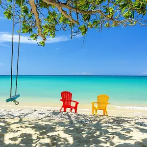 Kaz Kreol Beach Ocho Rios